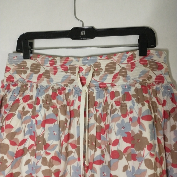 American eagle floral lined skirt size 4 - Picture 2 of 9